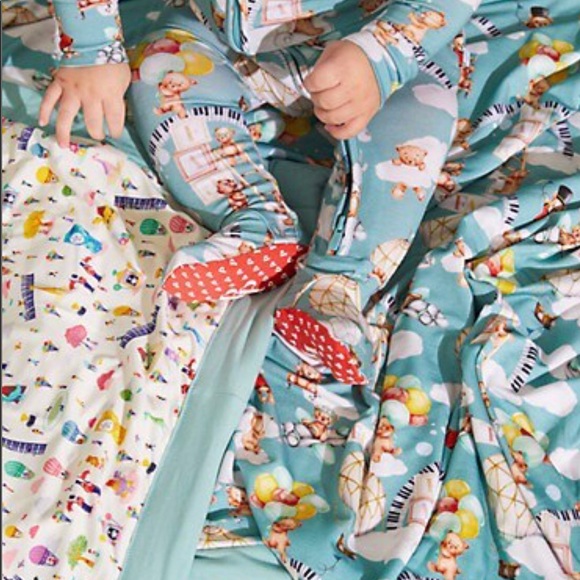 SOLD: Posh Peanut FAO SCHWARZ Teddy Bears Luxe - Picture 1 of 4